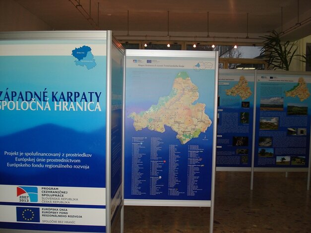 Západné karpaty - spoločná hranica. chránené územia trenčianskeho kraja (12.1.2012) - 1