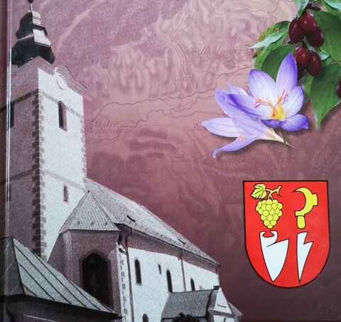 Miesto s vôňou šafranu, čerešní a drienok Miesto s vôňou šafranu, čerešní a drienok